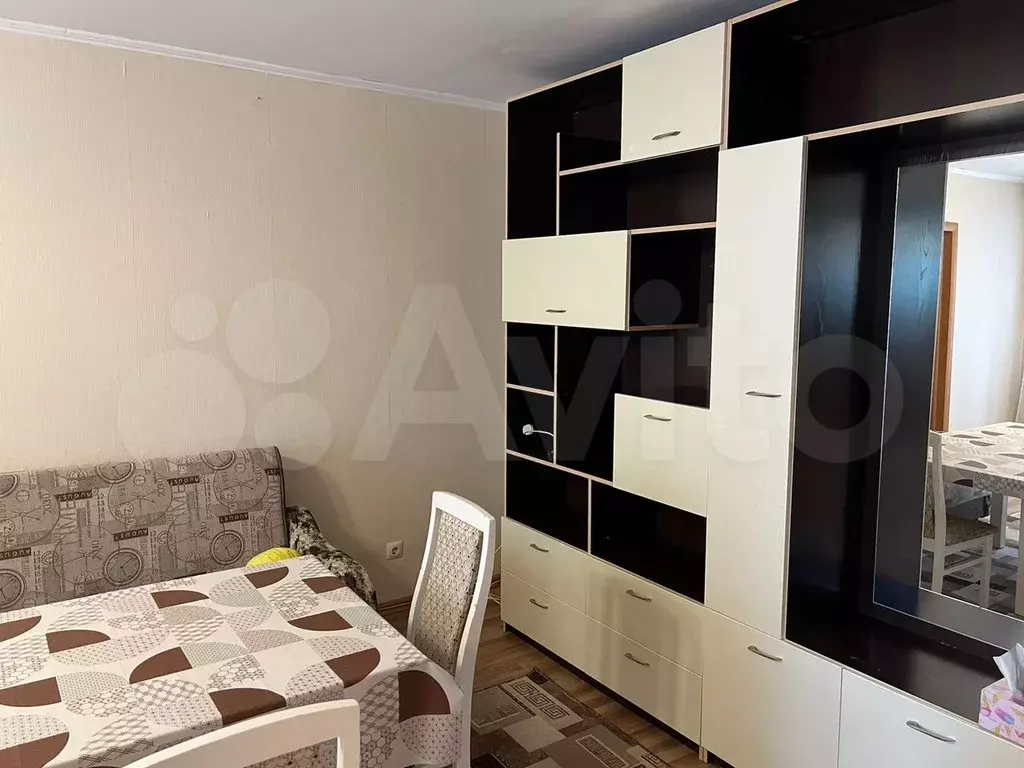 2-к. квартира, 55 м, 2/5 эт. - Фото 1