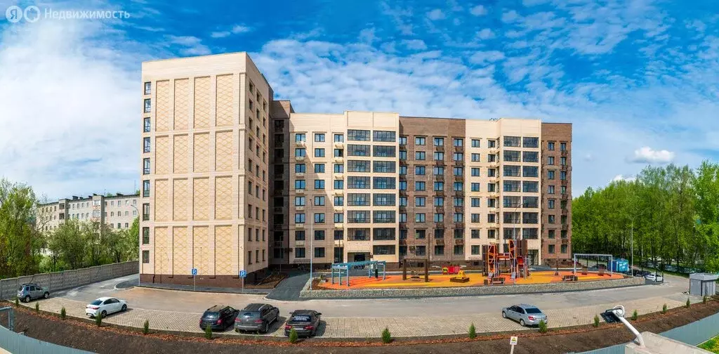 3-комнатная квартира: Чебоксары, улица Пирогова, 10А (92.9 м) - Фото 1