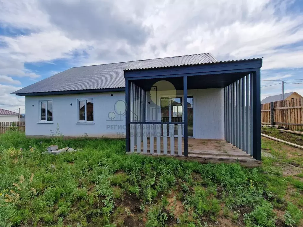 Дом в Иркутская область, Иркутский муниципальный округ, д. Куда ул. ... - Фото 1