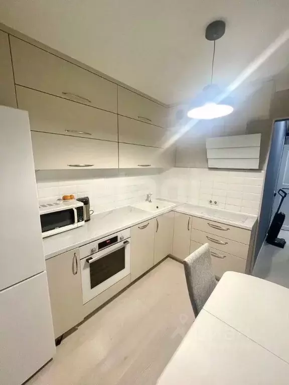 2-к кв. Тюменская область, Тюмень Ямская ул., 75к1 (46.9 м) - Фото 0