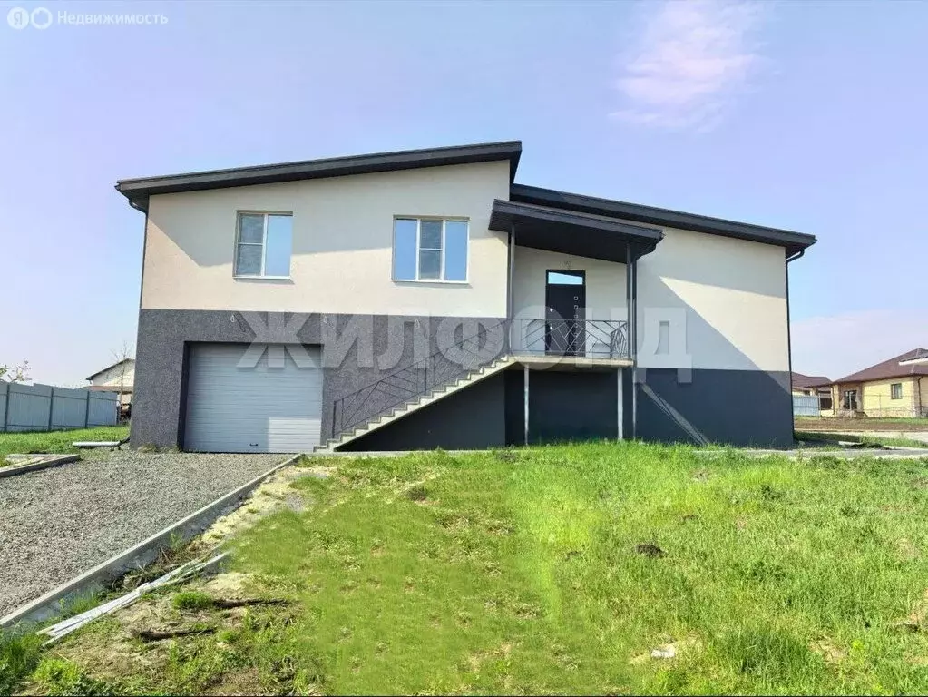 Дом в микрорайон Таврово-6, Слободская улица (277 м) - Фото 1