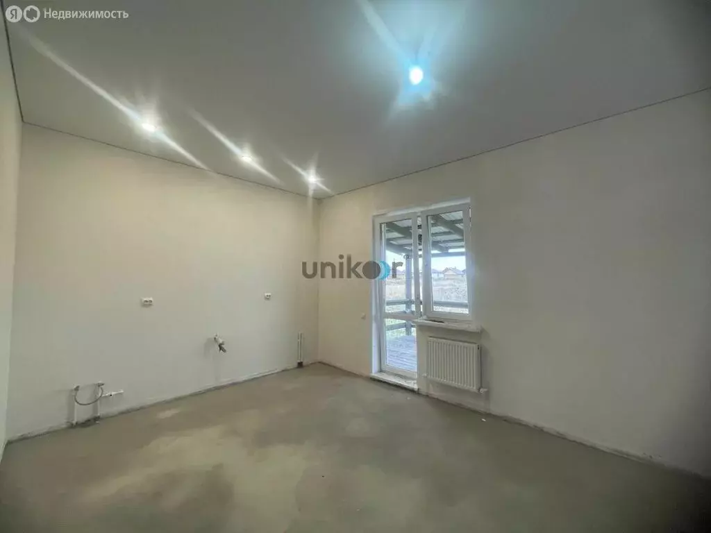 Дом в Грибовка, Изумрудная улица, 7 (100 м) - Фото 0