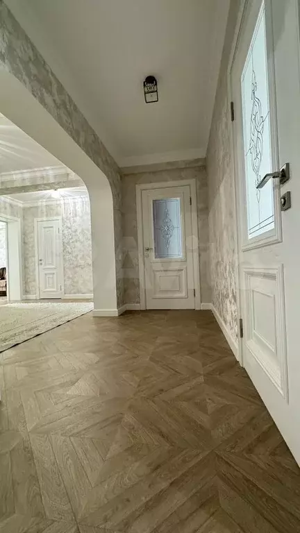 3-к. квартира, 93 м, 4/10 эт. - Фото 0