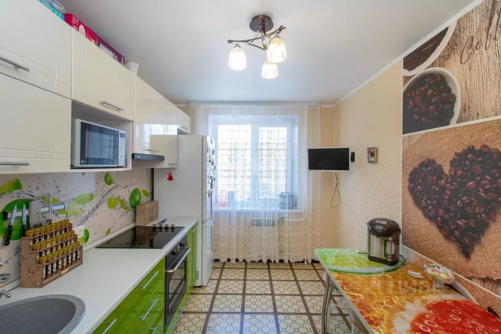 3-к кв. Тюменская область, Тюмень Заречный проезд, 2 (65.3 м) - Фото 1