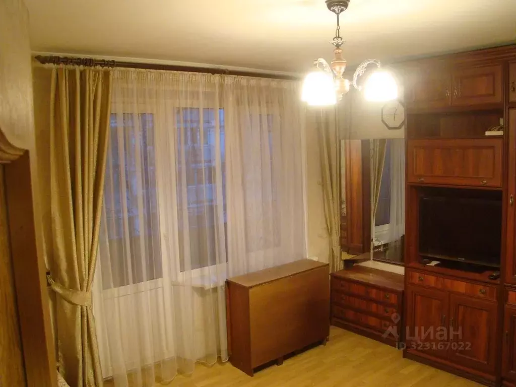 2-к кв. Москва Даниловская наб., 6к5 (37.5 м) - Фото 1