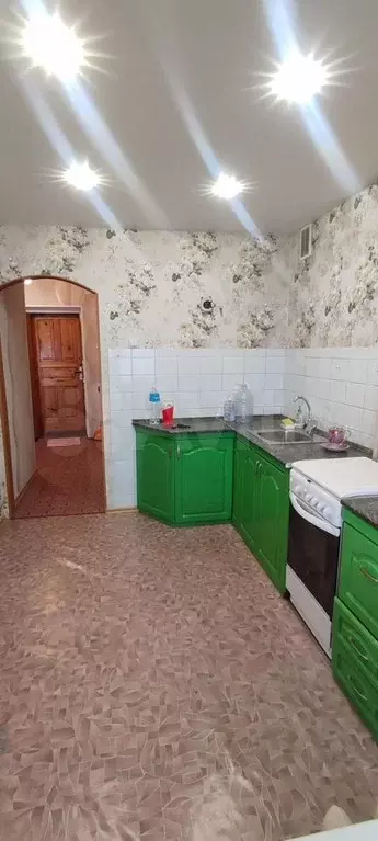 1-к. квартира, 42 м, 4/4 эт. - Фото 0