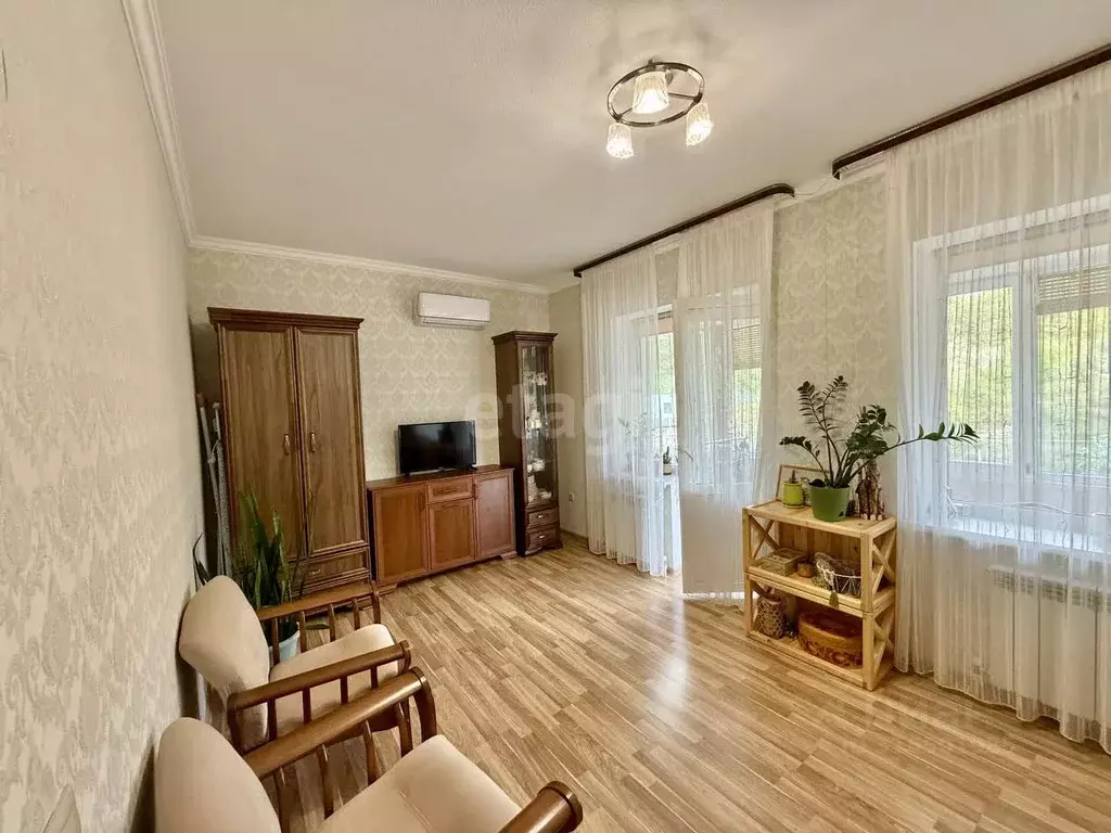 1-к кв. Краснодарский край, Горячий Ключ Зеленая ул., 8Б (36.0 м) - Фото 1