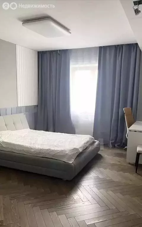 2-комнатная квартира: Тюмень, улица 50 лет Октября, 4 (92 м) - Фото 1