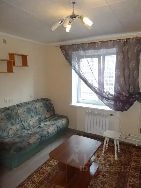 Комната Свердловская область, Екатеринбург ул. Репина, 21 (12.0 м) - Фото 0