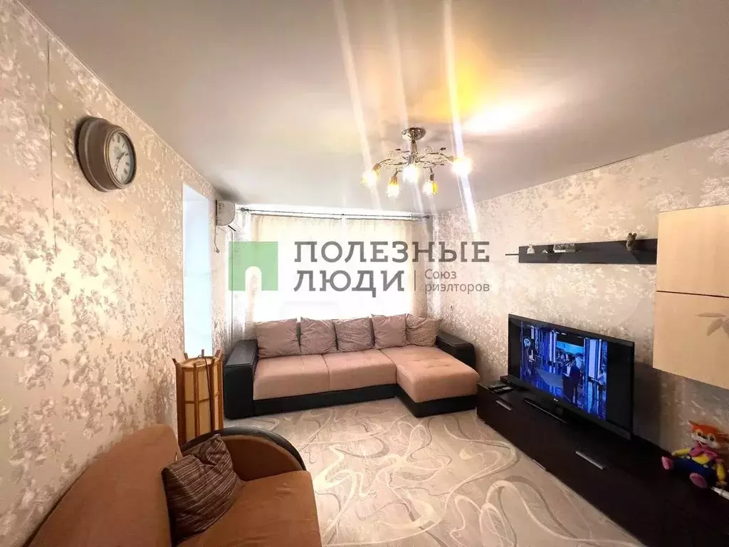 2-к. квартира, 40,7 м, 9/9 эт. - Фото 1
