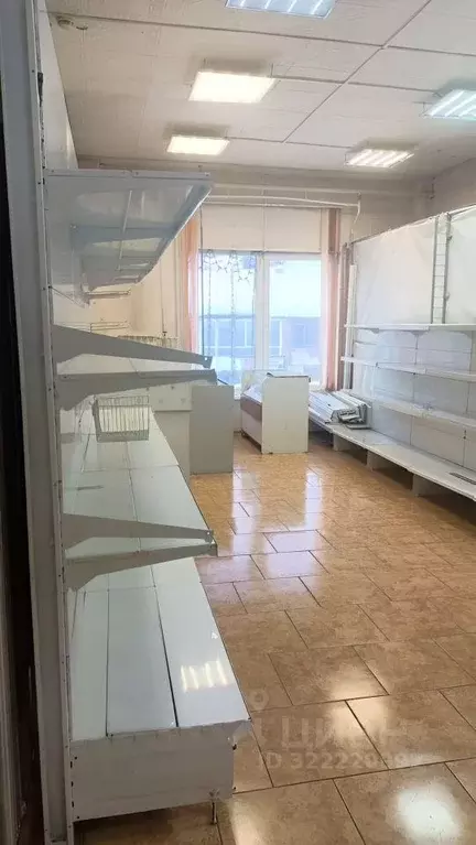 Торговая площадь в Саха (Якутия), Алдан ул. Дзержинского, 19 (28 м) - Фото 1