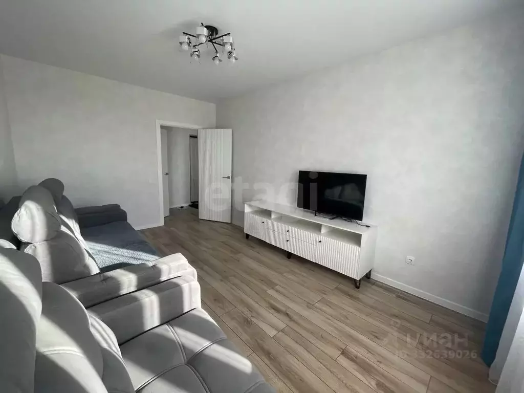 1-к кв. Чувашия, Чебоксары ул. Юрия Гагарина, 37к1 (37.3 м) - Фото 1