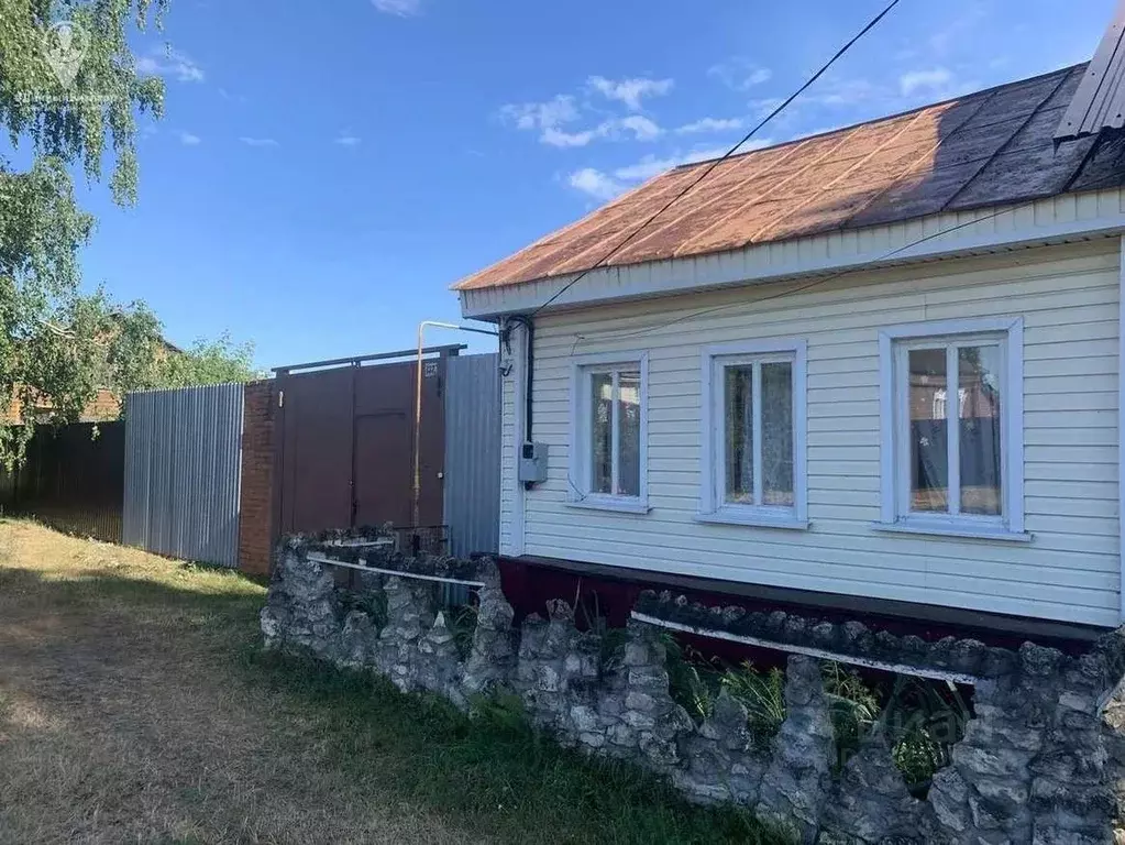 Дом в Рязанская область, Спасск-Рязанский ул. Свердлова, 137 (63 м) - Фото 2