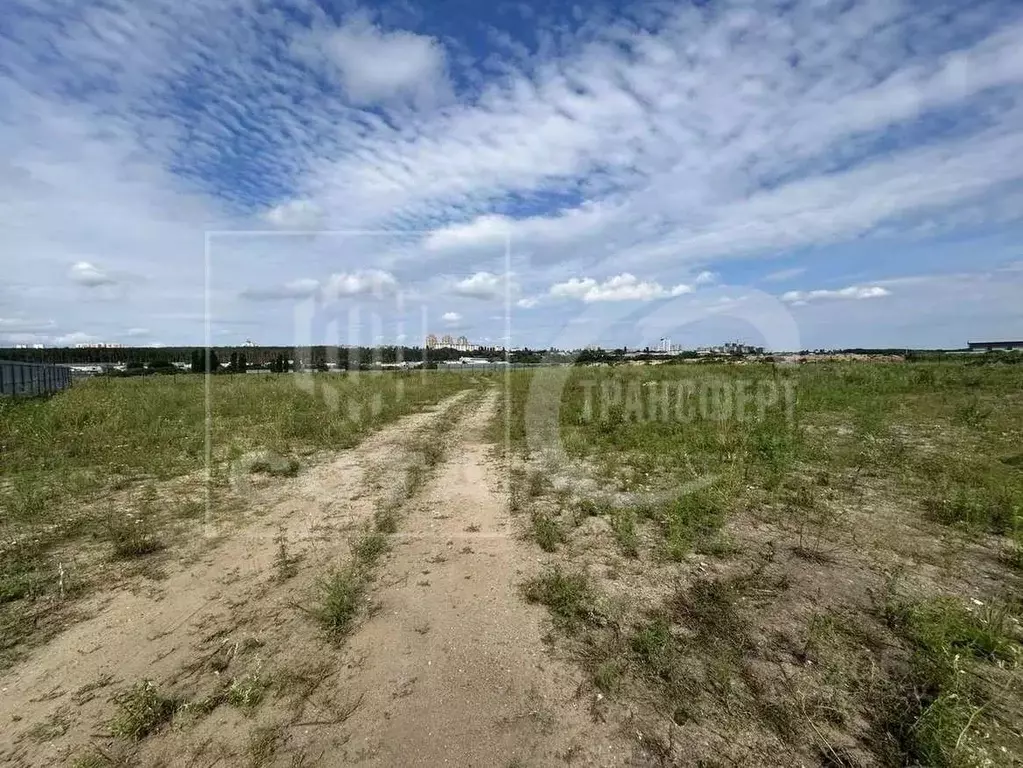Участок в Воронежская область, Воронеж ул. Захарченко (94.0 сот.) - Фото 1