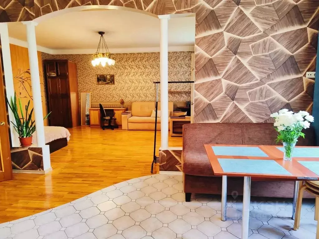 1-к кв. Татарстан, Казань ул. Николая Ершова, 57б (55.0 м) - Фото 1