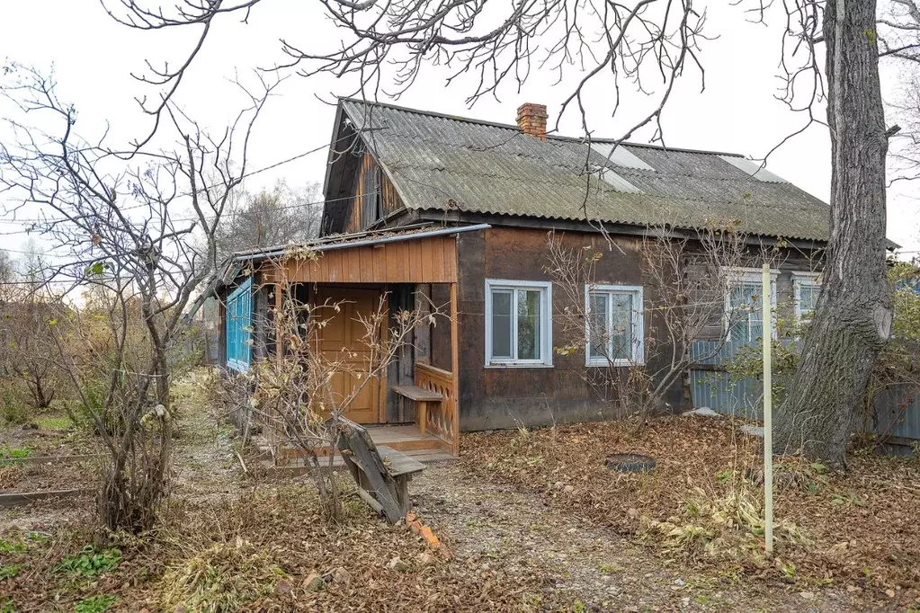 Дом в Хабаровский край, Имени Лазо район, пос. База Дрофа Школьная ул. ... - Фото 1