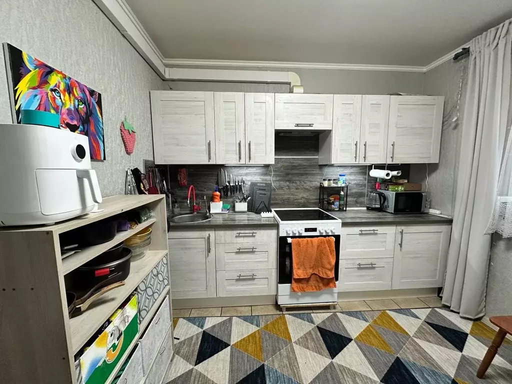 Продается 3-комнатная квартира - Фото 2