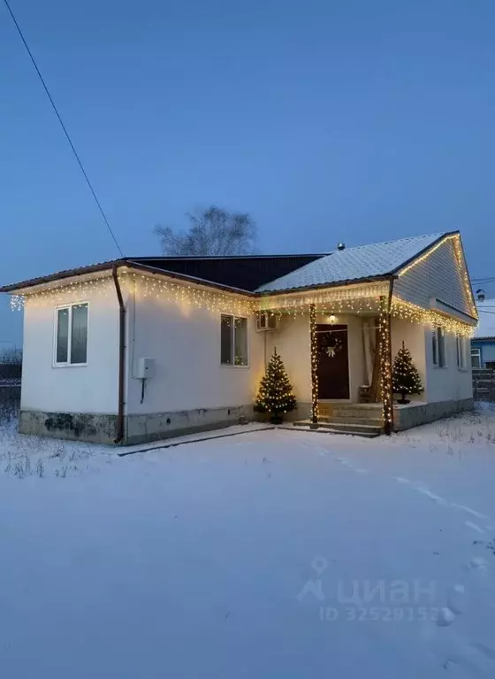 Дом в Приморский край, Надеждинский район, с. Вольно-Надеждинское ... - Фото 1