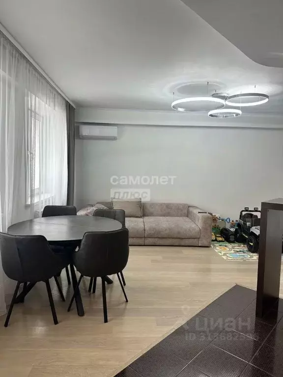3-к кв. Иркутская область, Иркутск ул. Рабочего Штаба, 1/4 (109.3 м) - Фото 0