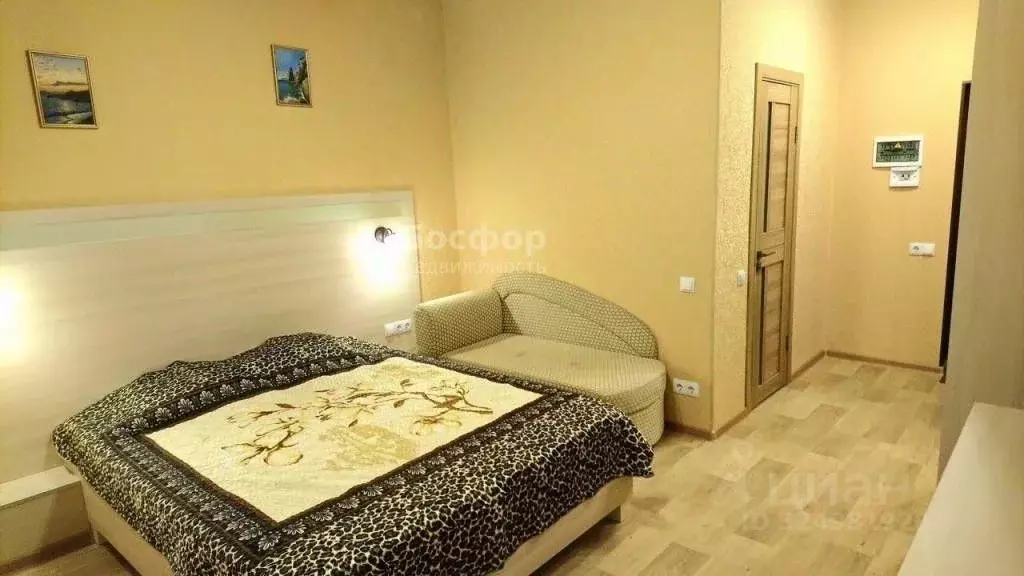 2-к кв. Крым, Феодосия наб. Черноморская, 1В (58.4 м) - Фото 1