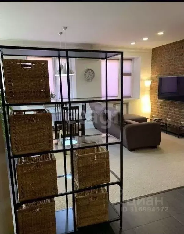 3-к кв. Белгородская область, Белгород ул. Макаренко, 42 (64.0 м) - Фото 1