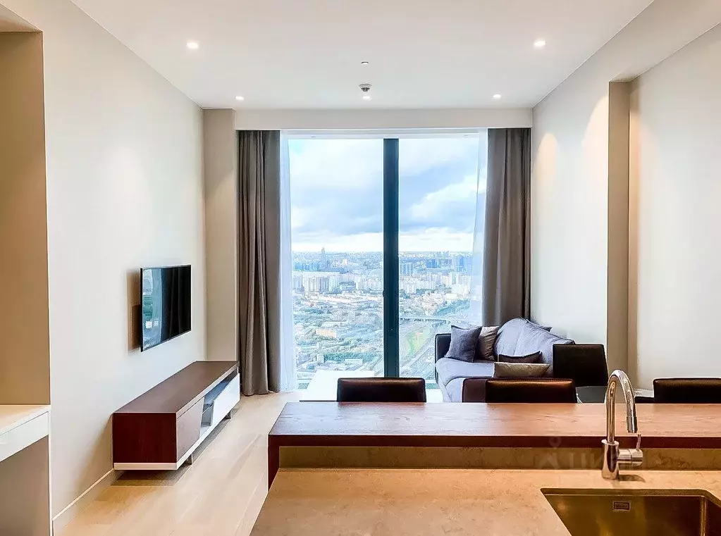 2-к кв. Москва 1-й Красногвардейский проезд, 22с1 (56.0 м) - Фото 0