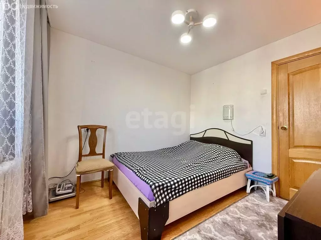 3-комнатная квартира: Череповец, улица Годовикова, 28 (59 м) - Фото 2