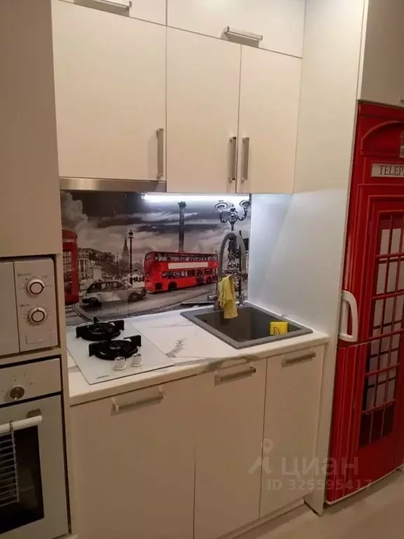 2-к кв. Удмуртия, Ижевск ул. Ленина, 172 (50.0 м) - Фото 1