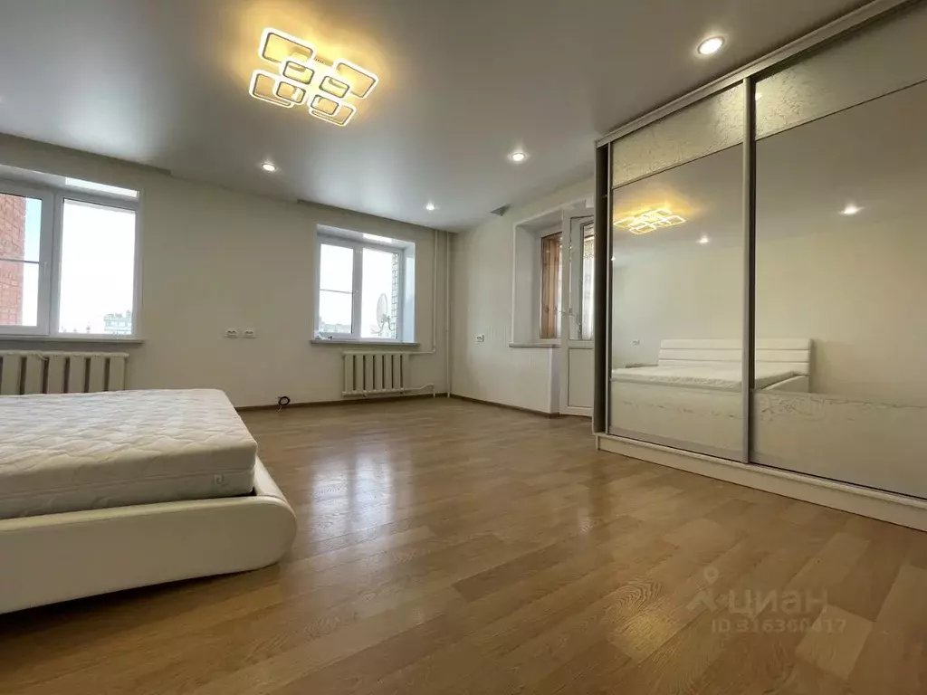 2-к кв. Чувашия, Чебоксары Пролетарская ул., 3А (68.0 м) - Фото 1