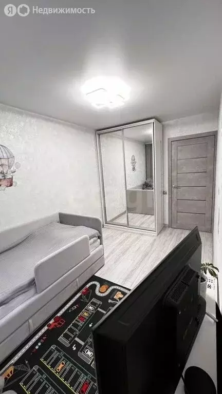 2-комнатная квартира: Пермь, улица Комиссара Пожарского, 10 (43 м) - Фото 2