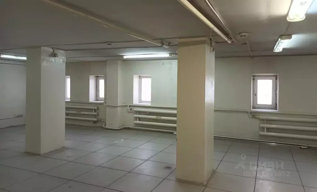 Помещение свободного назначения в Саха (Якутия), Якутск ул. Павлика ... - Фото 1