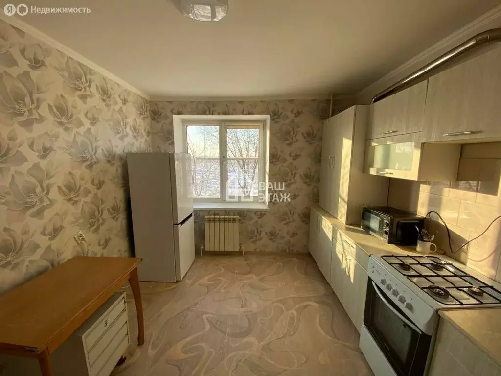 3-комнатная квартира: Калуга, улица Георгия Амелина, 35 (68.09 м) - Фото 1