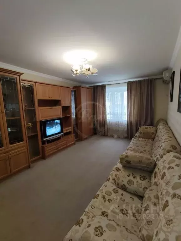 2-к кв. Карачаево-Черкесия, Черкесск ул. Космонавтов, 33 (52.0 м) - Фото 1