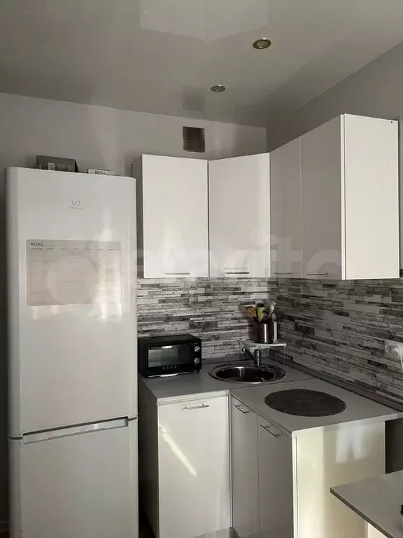 Квартира-студия, 18,8 м, 9/17 эт. - Фото 0