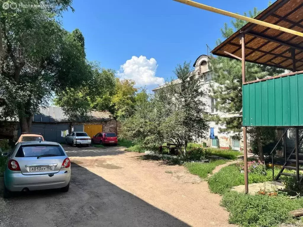 3-комнатная квартира: Оренбург, улица Бурзянцева, 21 (34.6 м) - Фото 1