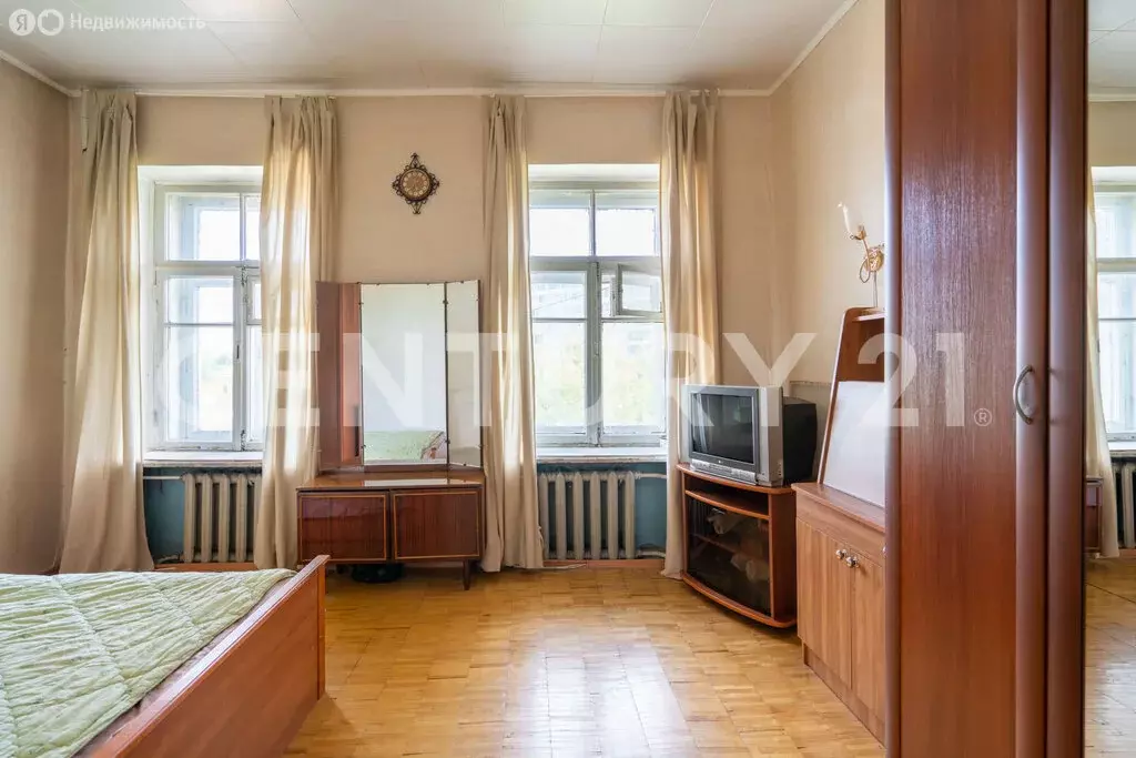 3-комнатная квартира: Санкт-Петербург, улица Зои Космодемьянской, 15 ... - Фото 0