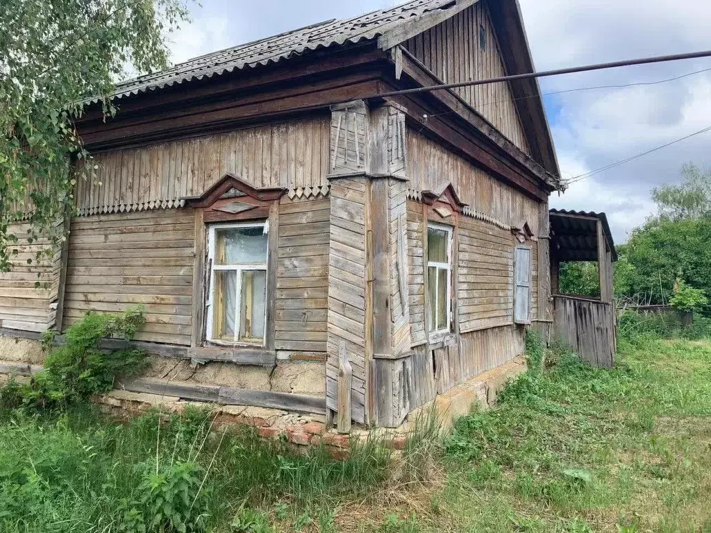 Дом в Саратовская область, Балашовский район, Большемеликское ... - Фото 1