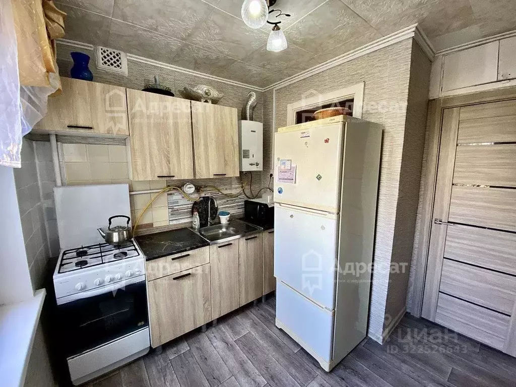 2-к кв. Волгоградская область, Волгоград Жилгородок мкр, ул. ... - Фото 1