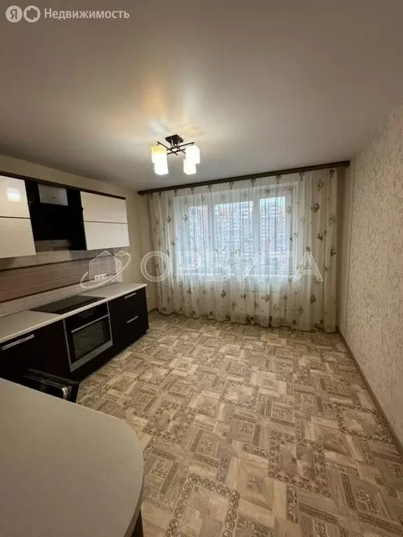 1-комнатная квартира: Тюмень, Кремлёвская улица, 110к2 (42.1 м) - Фото 1