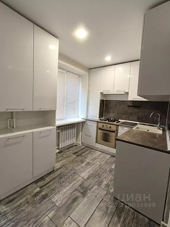 3-к кв. Ульяновская область, Димитровград Свирская ул., 6 (60.0 м) - Фото 1