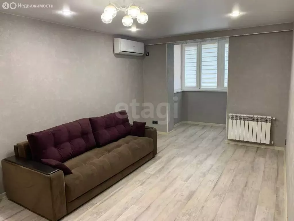 2-комнатная квартира: Евпатория, улица Чапаева, 97 (66.9 м) - Фото 2