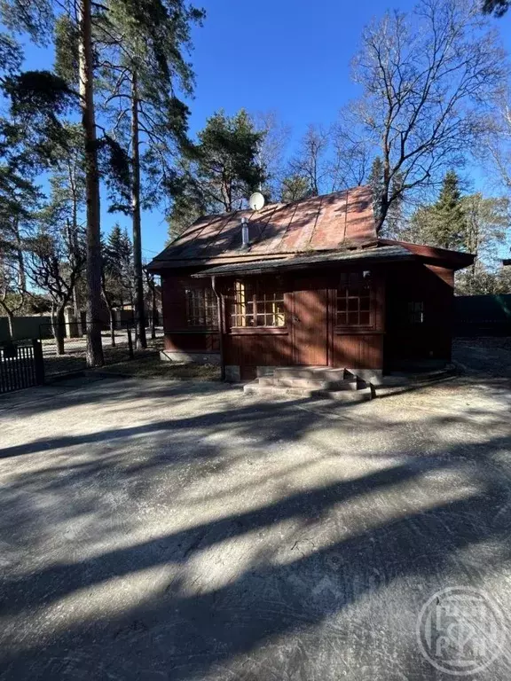 Дом в Санкт-Петербург, Санкт-Петербург, Сестрорецк ул. 4-я Тарховская ... - Фото 1