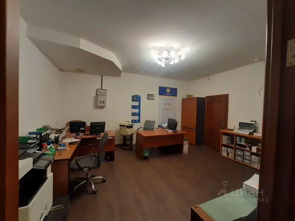 Офис в Санкт-Петербург 5-я Васильевского острова линия, 2/19 (67 м) - Фото 2