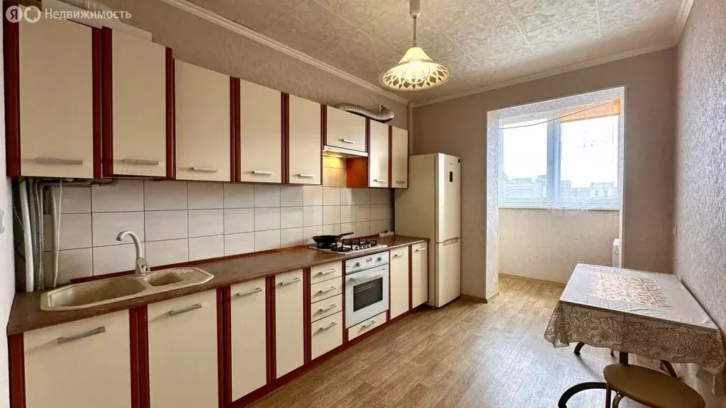 1-комнатная квартира: Калининград, Балашовская улица, 2 (41 м) - Фото 1