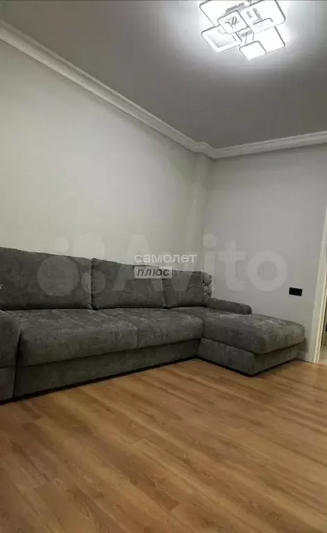 1-к. квартира, 50 м, 8/10 эт. - Фото 1