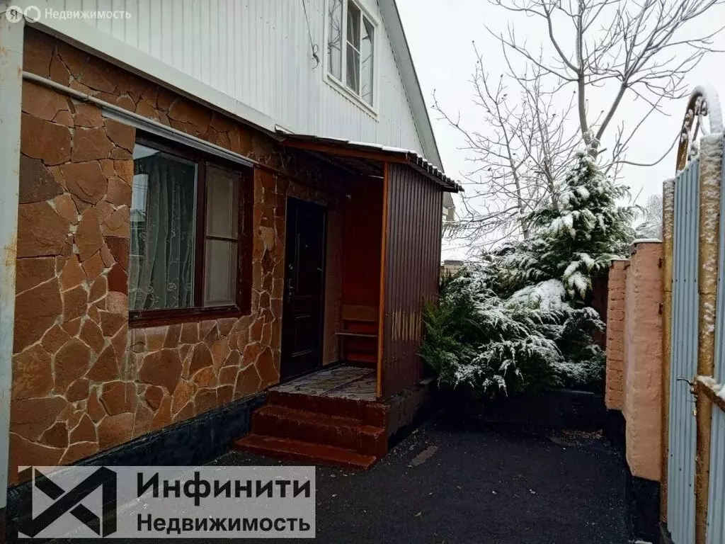 Дом в Михайловск, улица Гагарина, 422 (150 м) - Фото 0