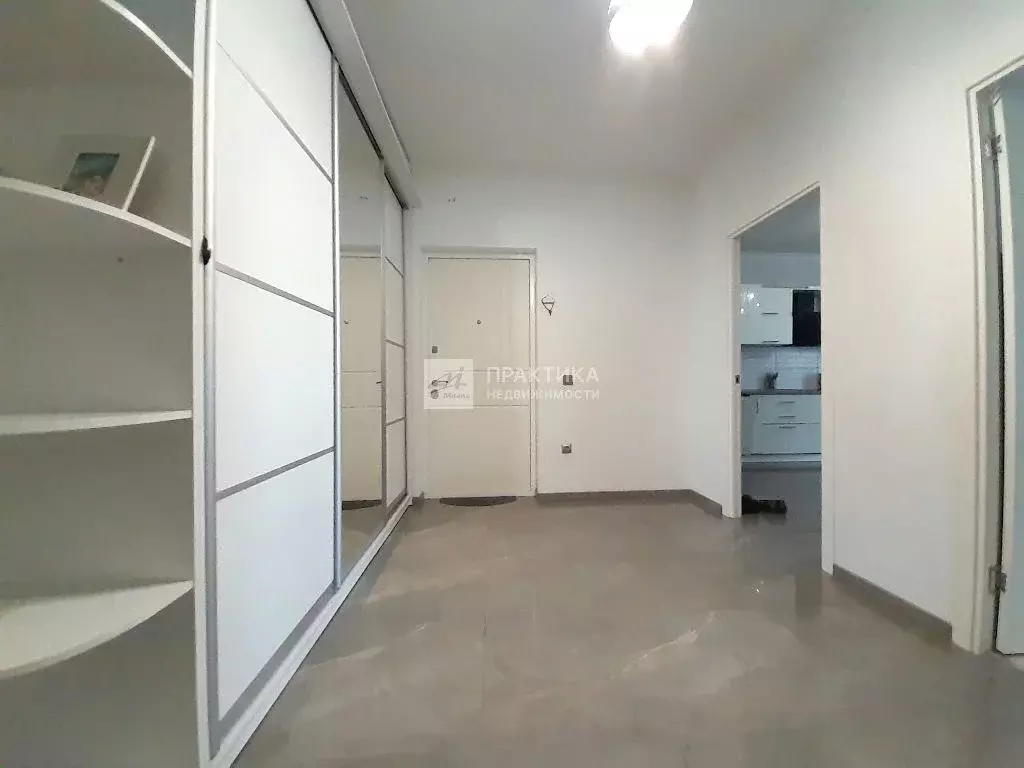 Продается 2-комнатная квартира - Фото 2