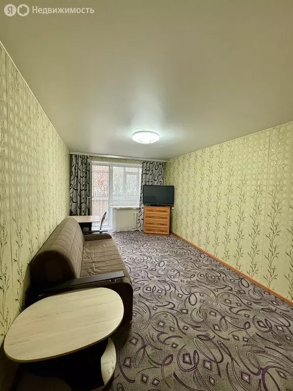 1-комнатная квартира: Петропавловск-Камчатский, улица Кирдищева, 5 (30 ... - Фото 2