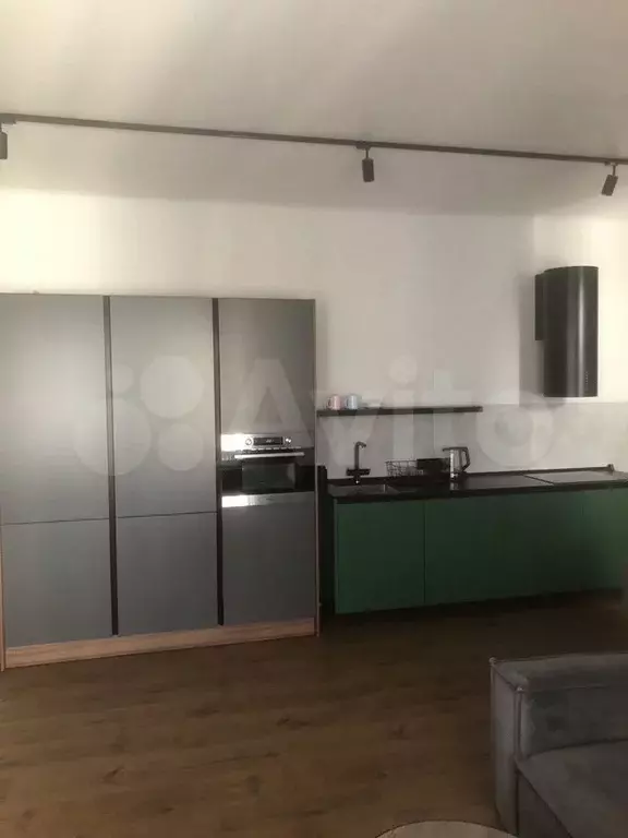 1-к. квартира, 52 м, 4/4 эт. - Фото 0
