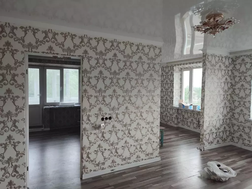 Продаётся 4-к квартира, 60 м - Фото 0